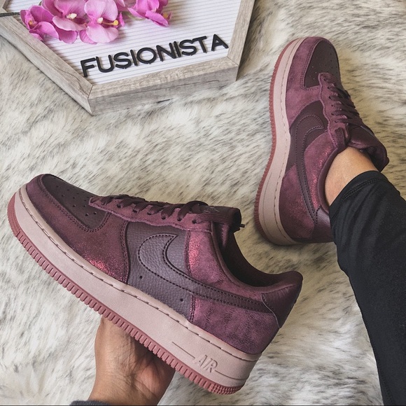 Nike Shoes - NWT✨ Rare Nike Air Force 1 07’ Burgundy 7.5W